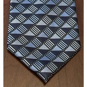 Knightsbridge Hand Made Blue 100% Polyester Men’s Neck Tie Made In China